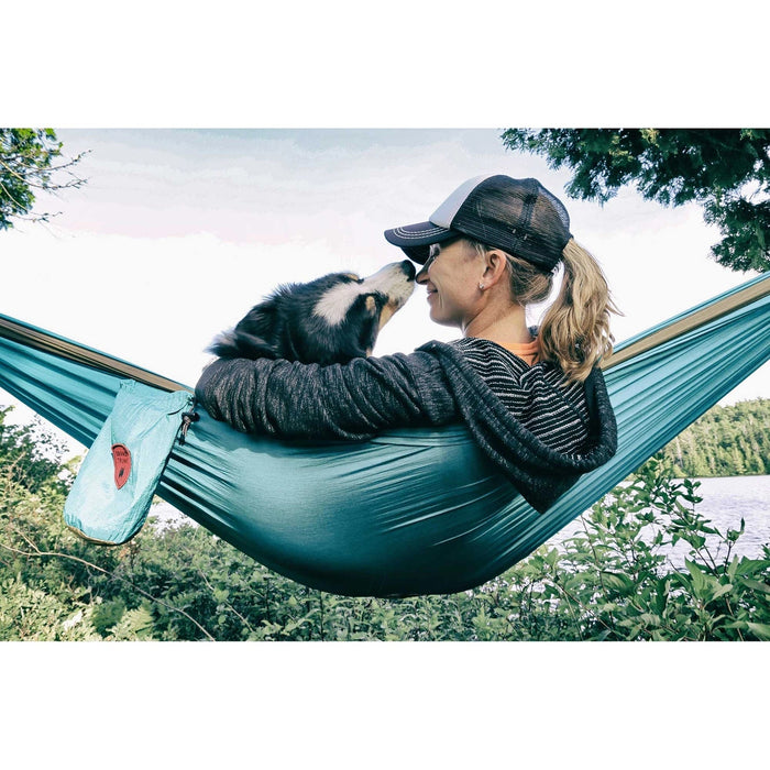 Grand Trunk Double Hammock With Strap