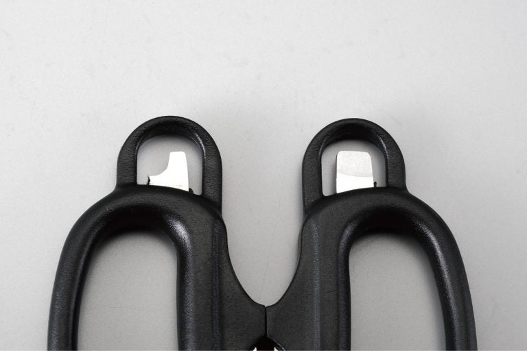 Uniflame Serrated Kitchen Scissors