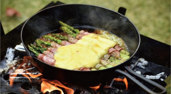 Uniflame Skillet 10 Inch