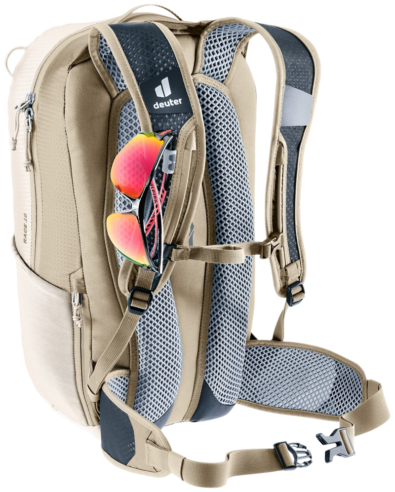 Deuter Race 16