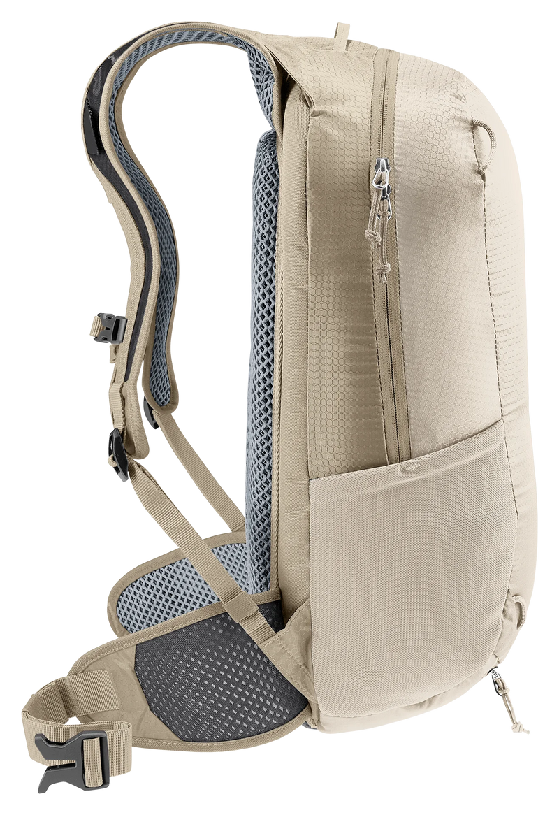 Deuter Race 16