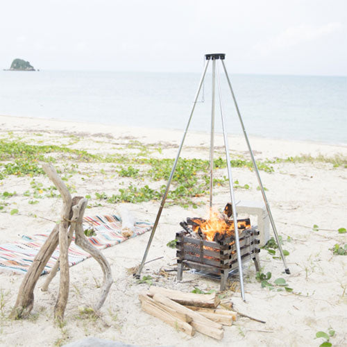 Coleman JP Fireplace Stand 21888 — Thailandoutdoorshop
