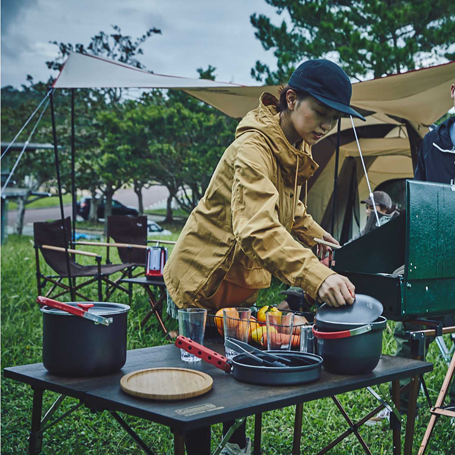 Coleman JP Butterfly Table 90 36514 — Thailandoutdoorshop