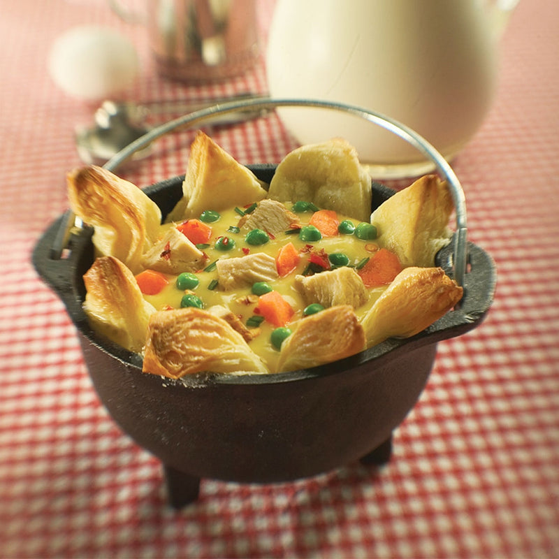 Lodge Cast Iron Country Kettle